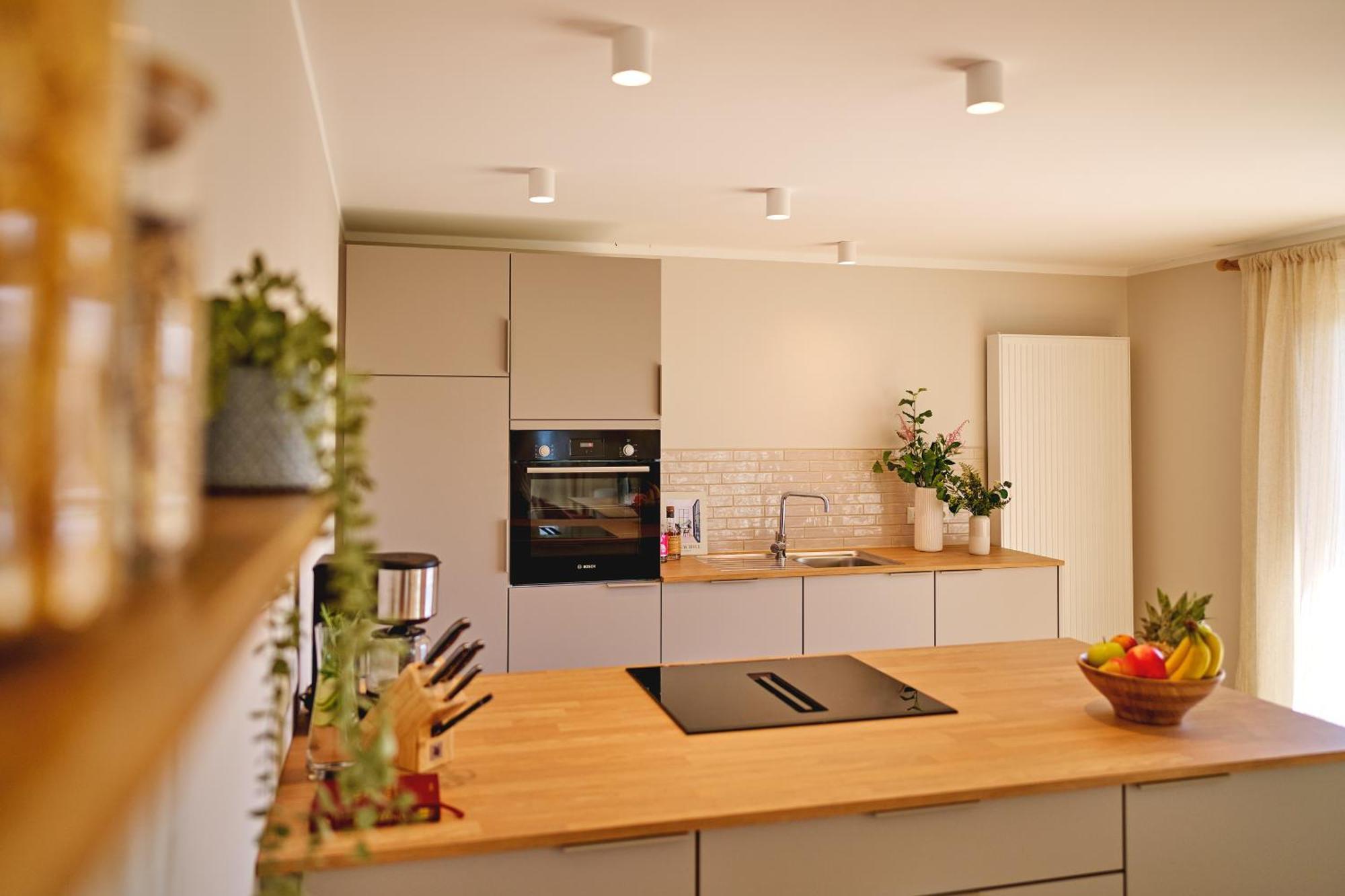 Lykke Hus - Wohnung Fridas Ausblick Og ทิมเมนดอร์เฟอร์ ชตรันด์ ภายนอก รูปภาพ